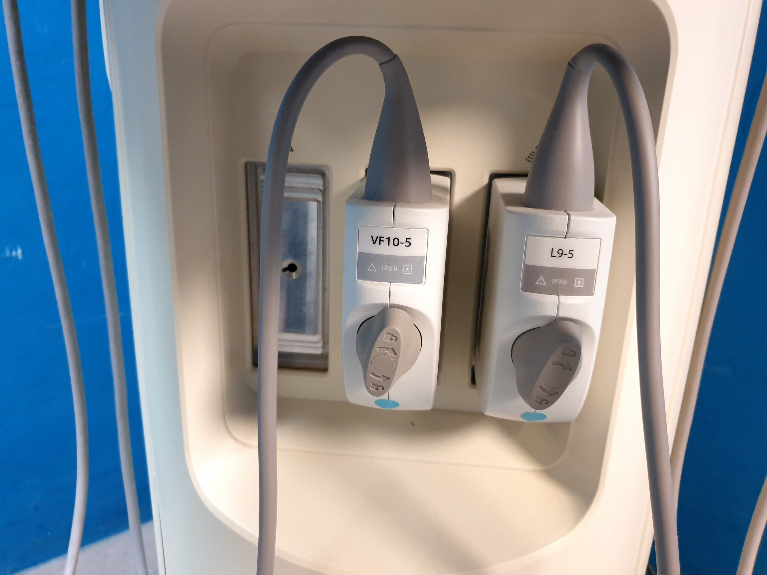 Siemens Sonoline G40 Ultraschallgerät + VF10-5 + L9-5 Sonden – Farbdoppler thumbnail 4
