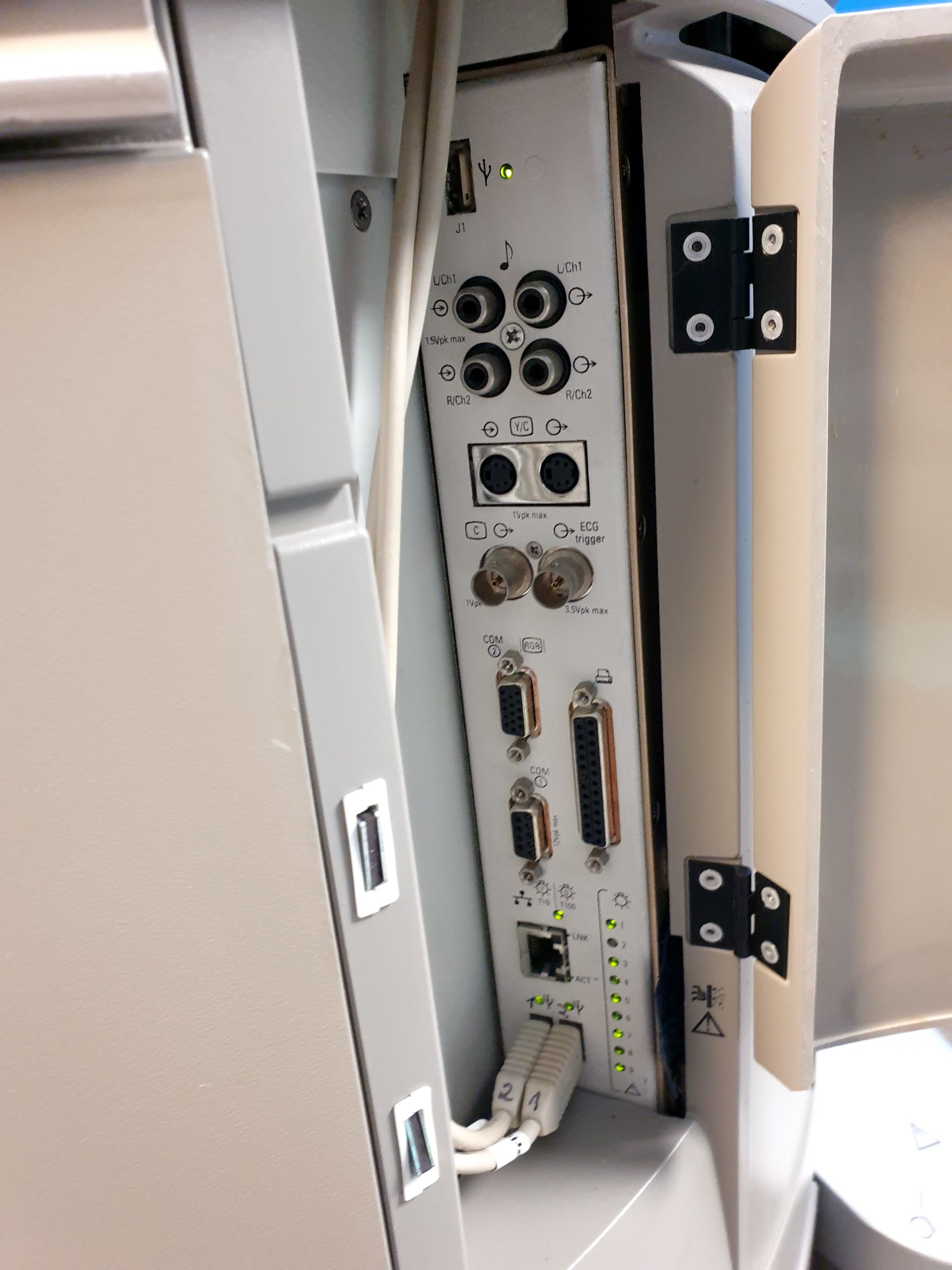 Siemens SONOLINE ANTARES Ultraschallgerät – defekt thumbnail 10