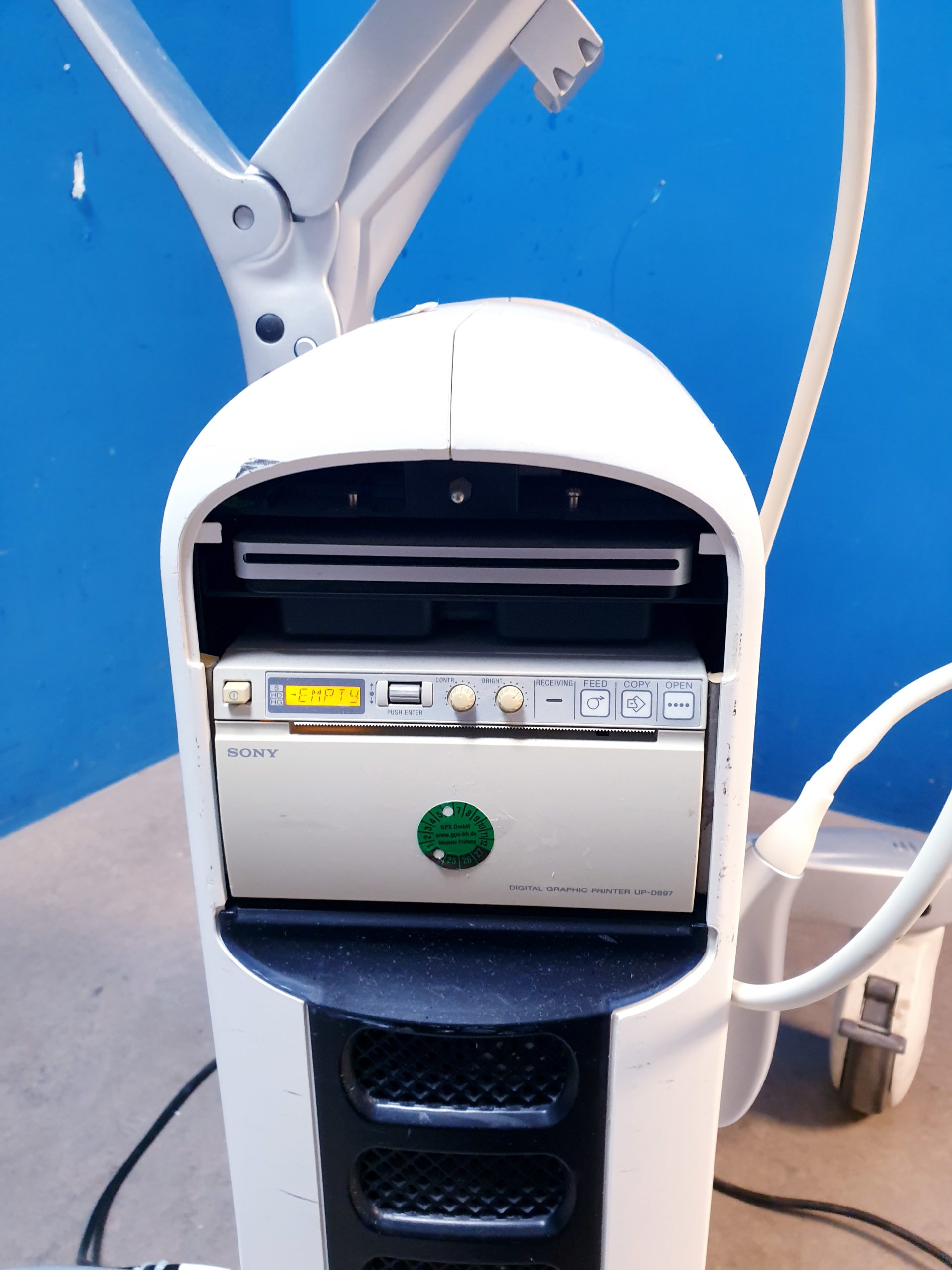 GE Vivid S6 S 6 Ultraschallgerät – Farbdoppler + 9L Linear Sonde Anschlüsse sind defekt thumbnail 12