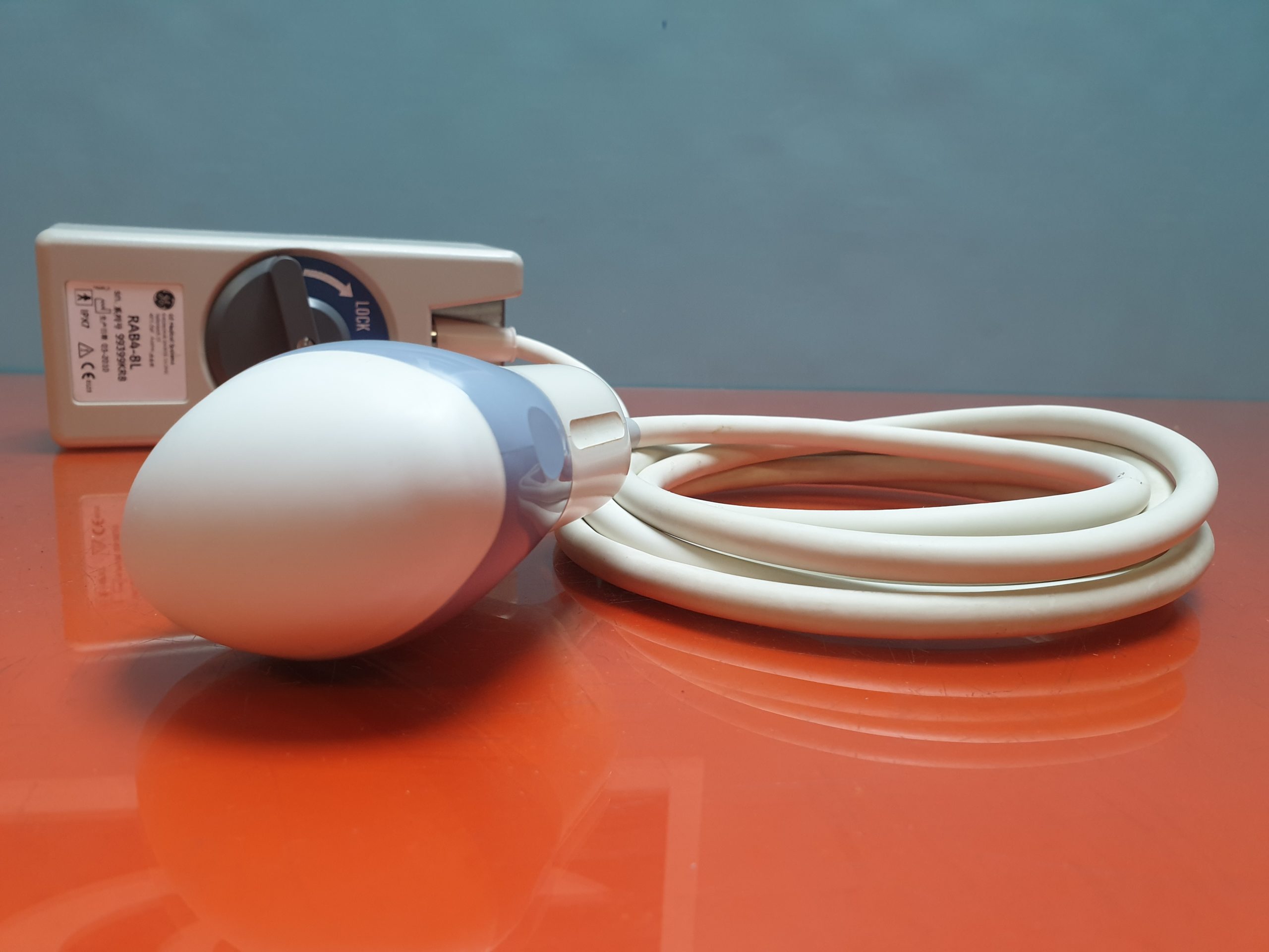 GE RAB4-8L 4D konvex / Volumen Ultrasound Transducer — image 1 of 5