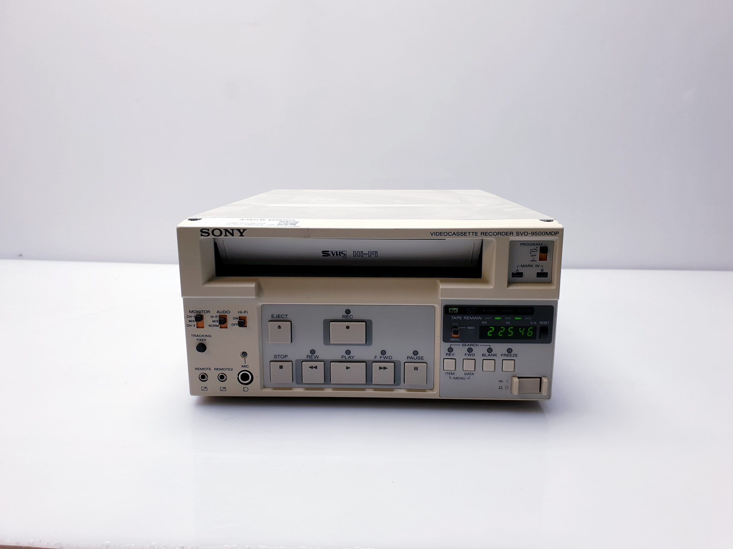 SONY Videokassetten Recorder SVO 9500MDP // SVO-9500MDP — image 1 of 7