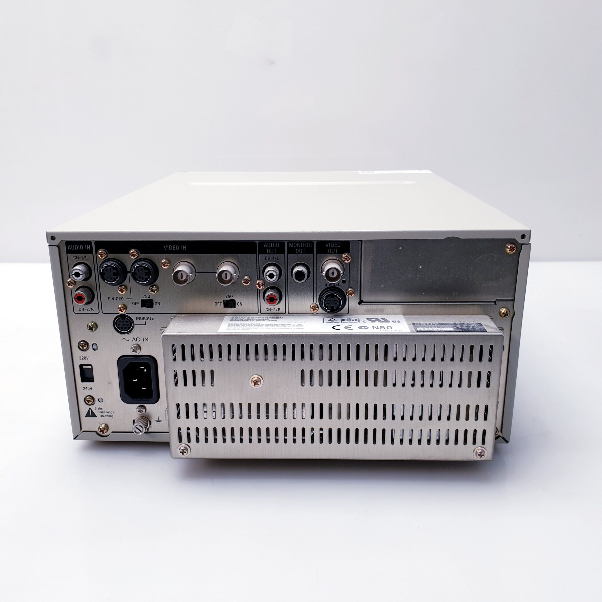 SONY Videokassetten Recorder SVO 9500MDP // SVO-9500MDP thumbnail 5