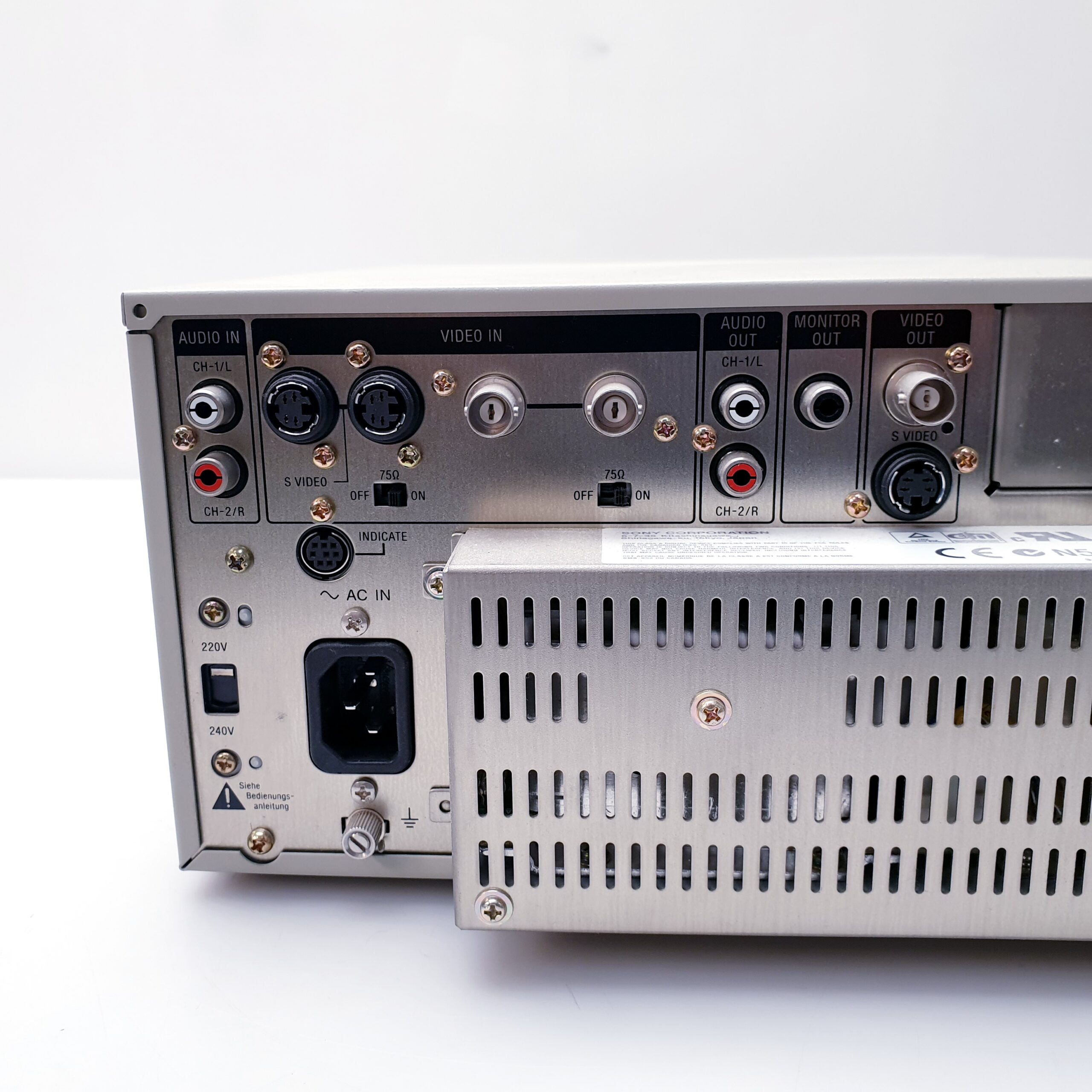 SONY Videokassetten Recorder SVO 9500MDP // SVO-9500MDP thumbnail 6