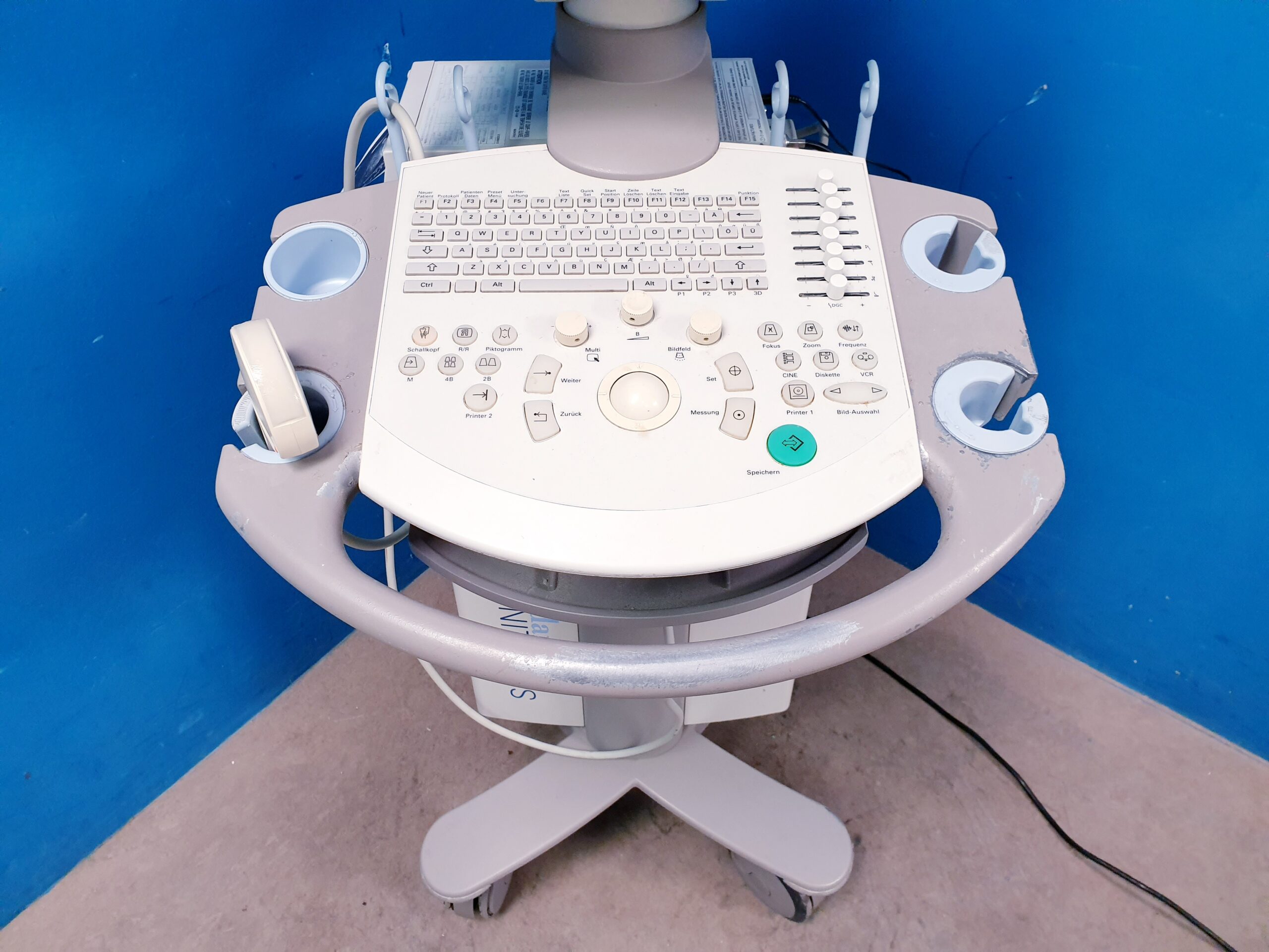 Siemens Sonoline Adara Ultraschallgerät + 3.5Mhz Konvex Sonde — image 1 of 1