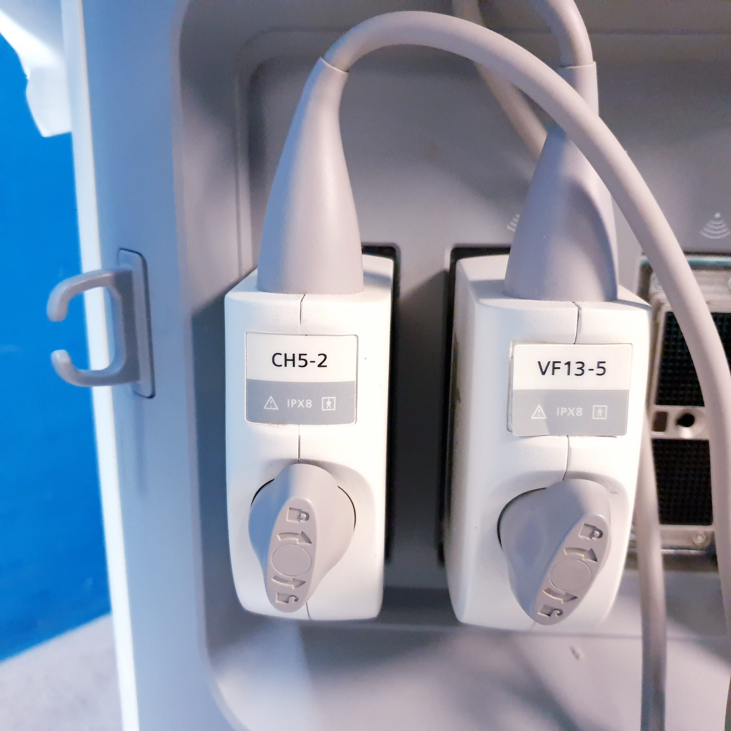 Siemens, Acuson X300 Premium Edition + CH5-2 + VF13-5 thumbnail 7