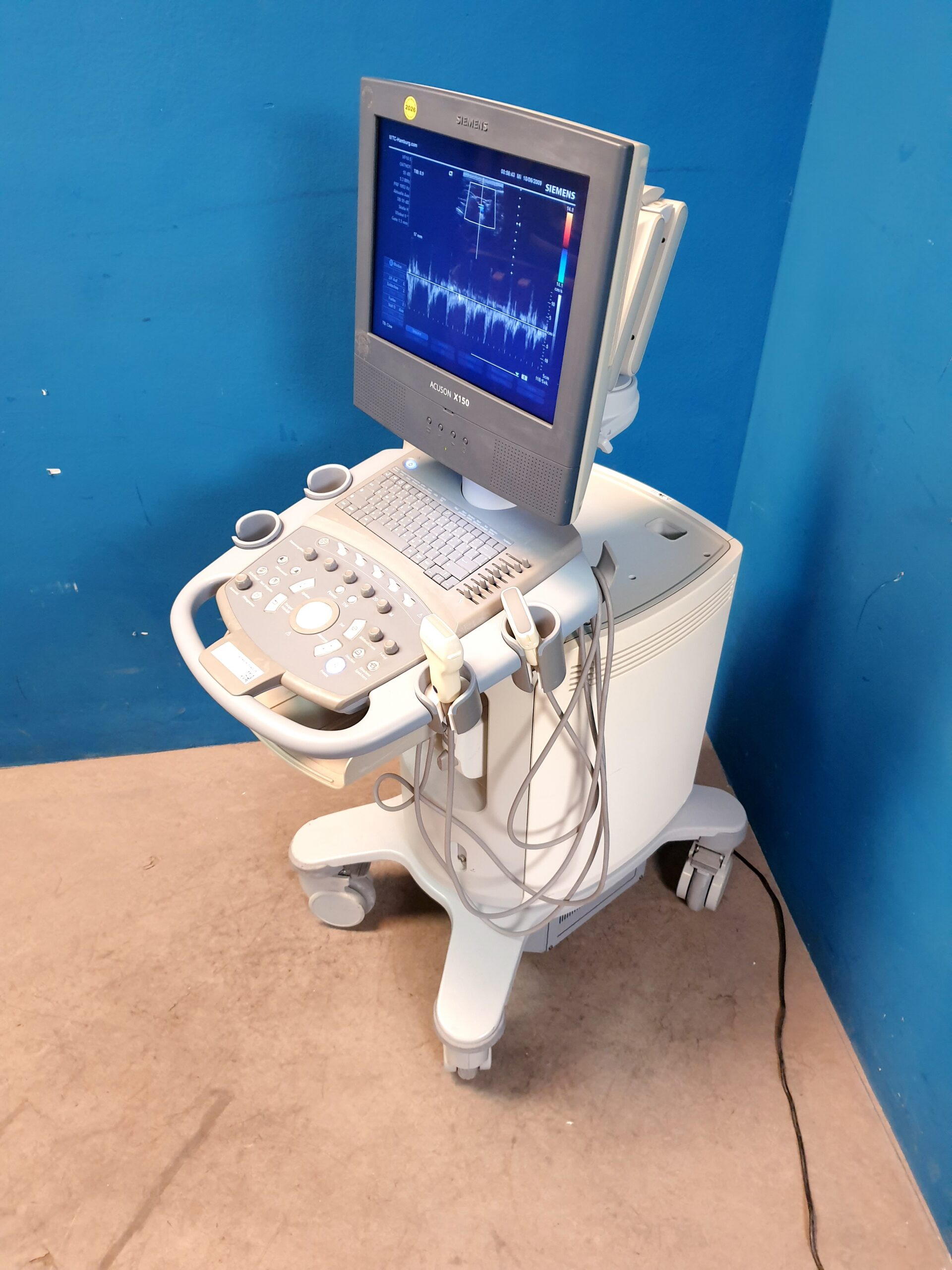 Siemens X150 X 150 + CH5-2 Konvex + VF10-5 Linearsonde — image 1 of 12