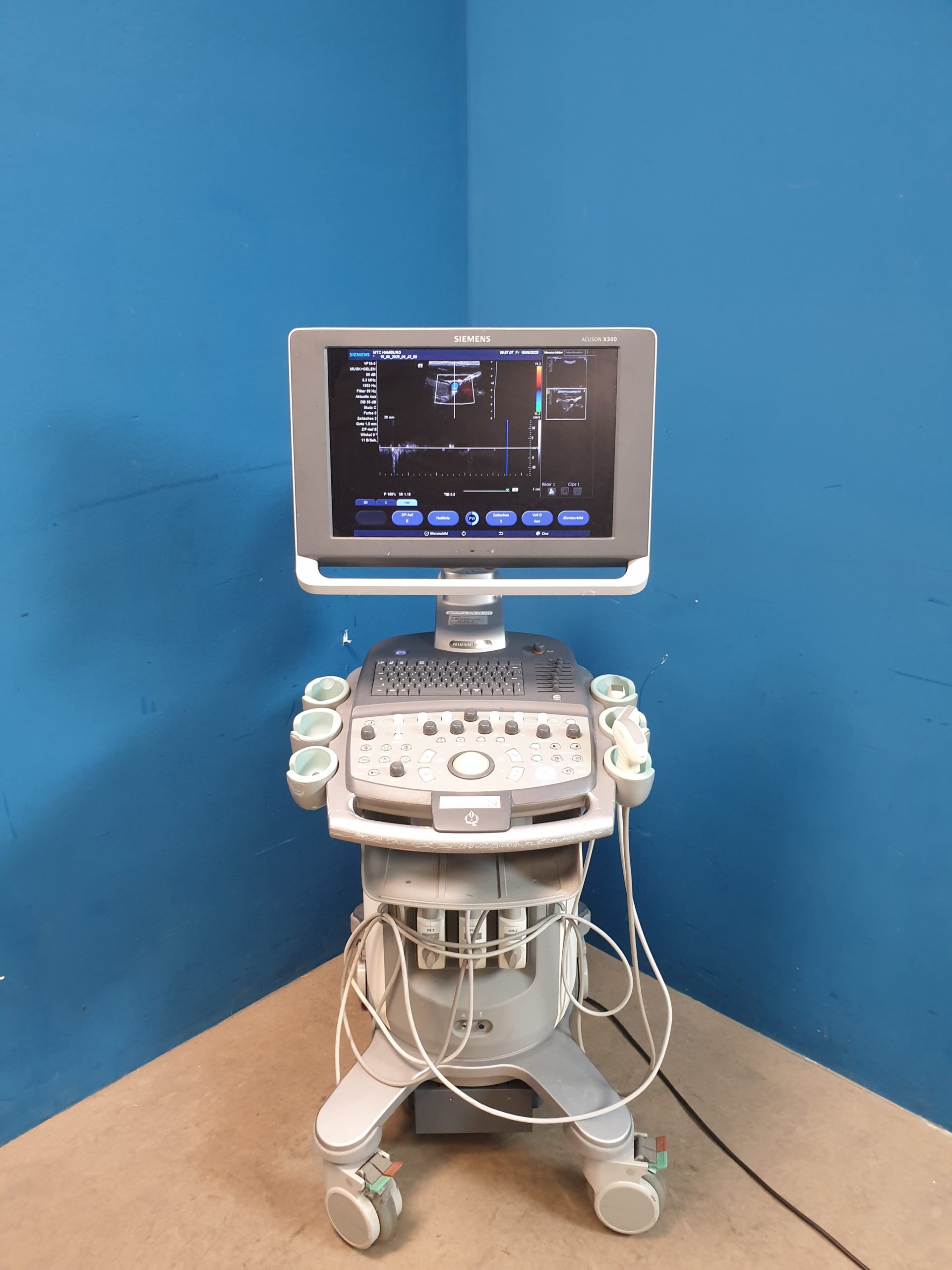 SIEMENS ACUSON X300 X 300 Premium Edition + CH5-2 Konvex + VF10-5 Linear + P5-1 thumbnail 2