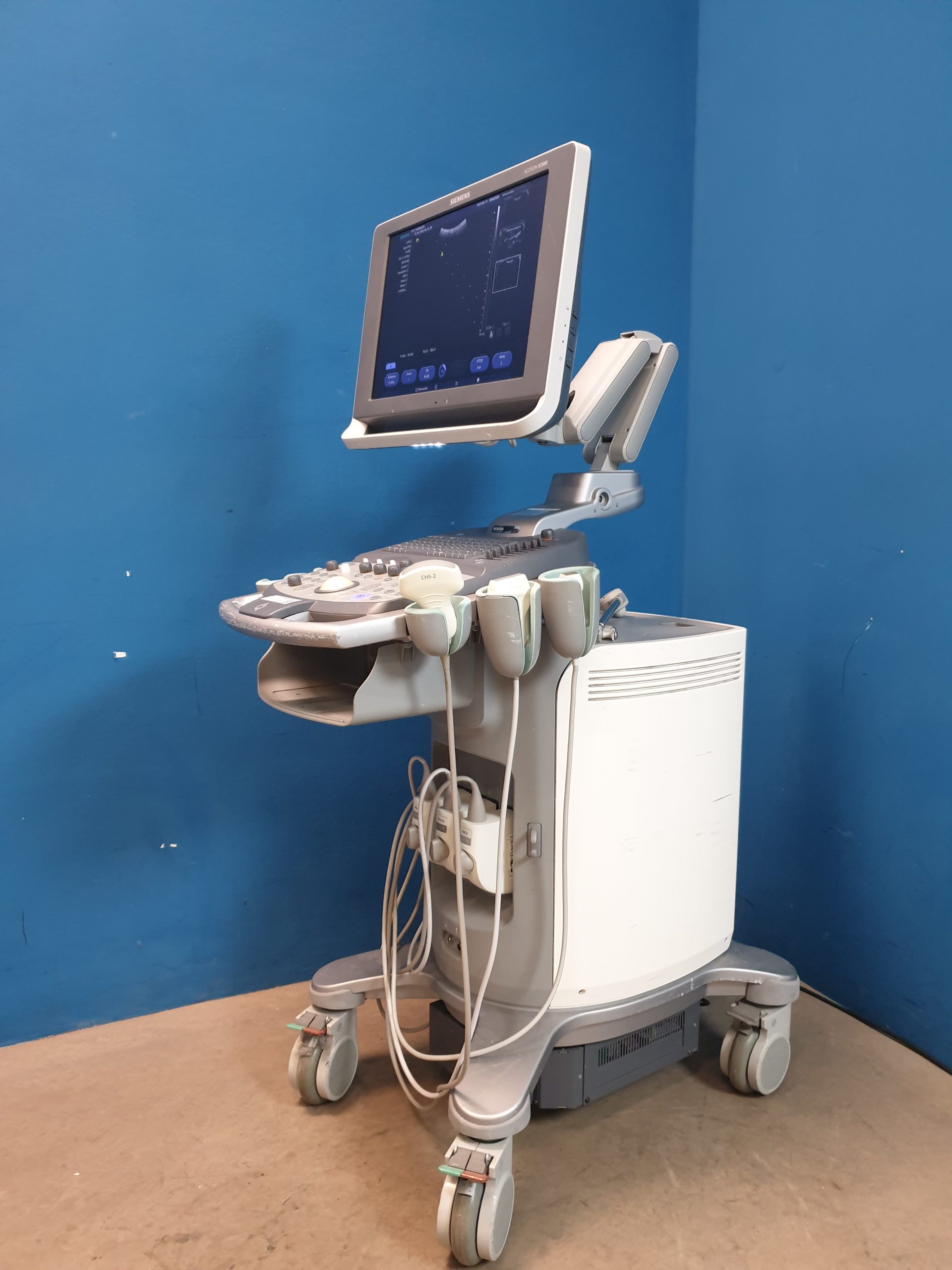 SIEMENS ACUSON X300 X 300 Premium Edition + CH5-2 Konvex + VF10-5 Linear + P5-1 thumbnail 17