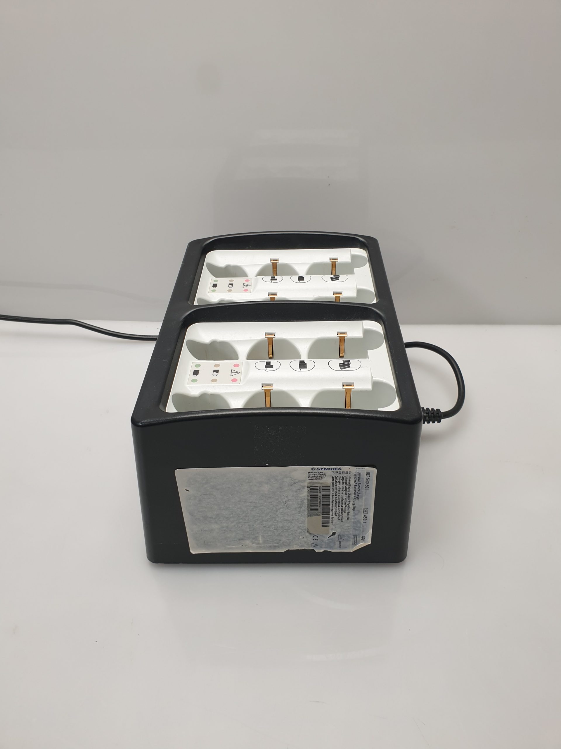 Synthes Universal 530-601 Batterieladegerät thumbnail 3
