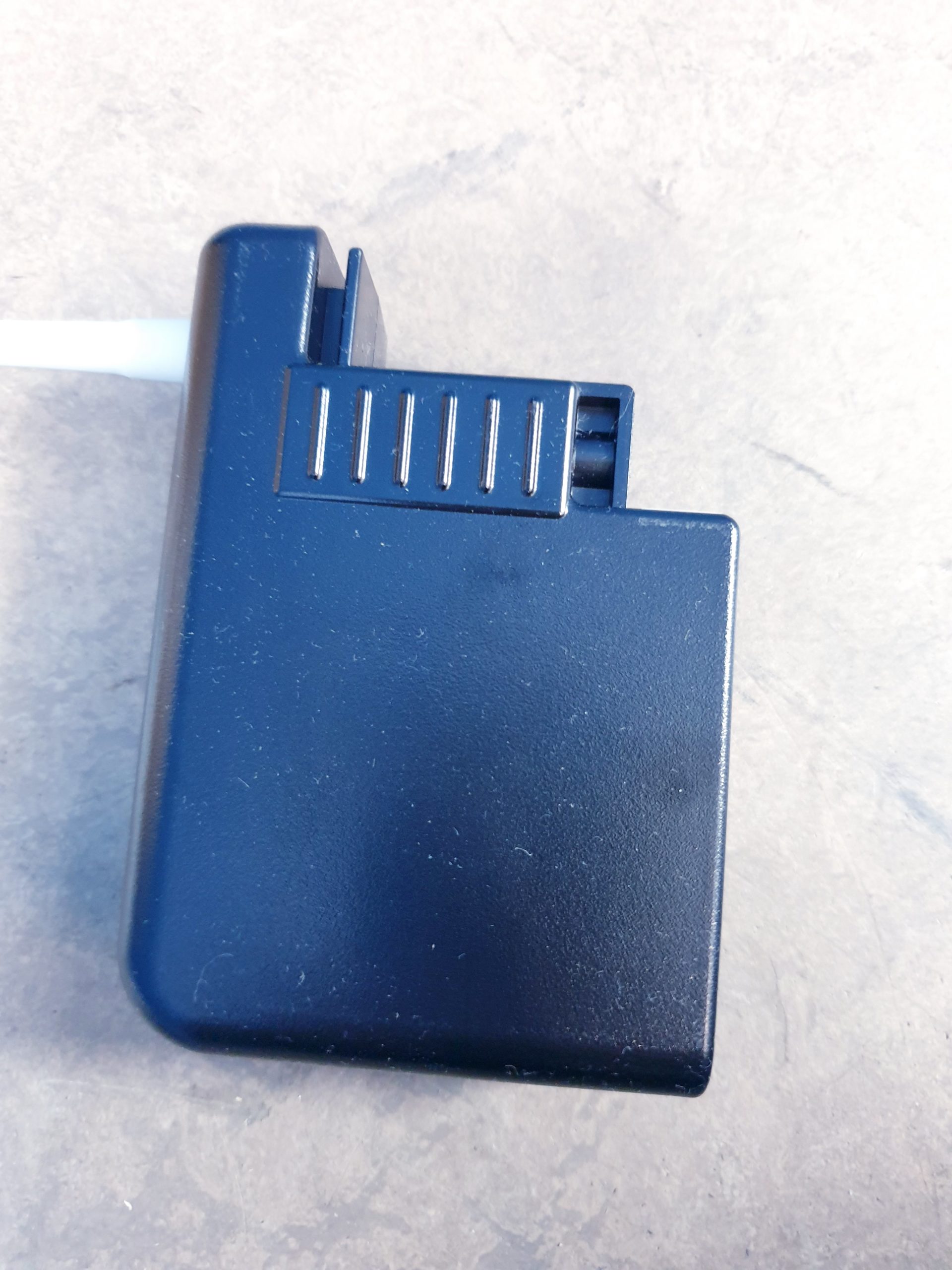 Draeger Drager MS29558 – M300 Telemetry Monitor Bedside Charger & Power Supply – MS29558 Drager thumbnail 5