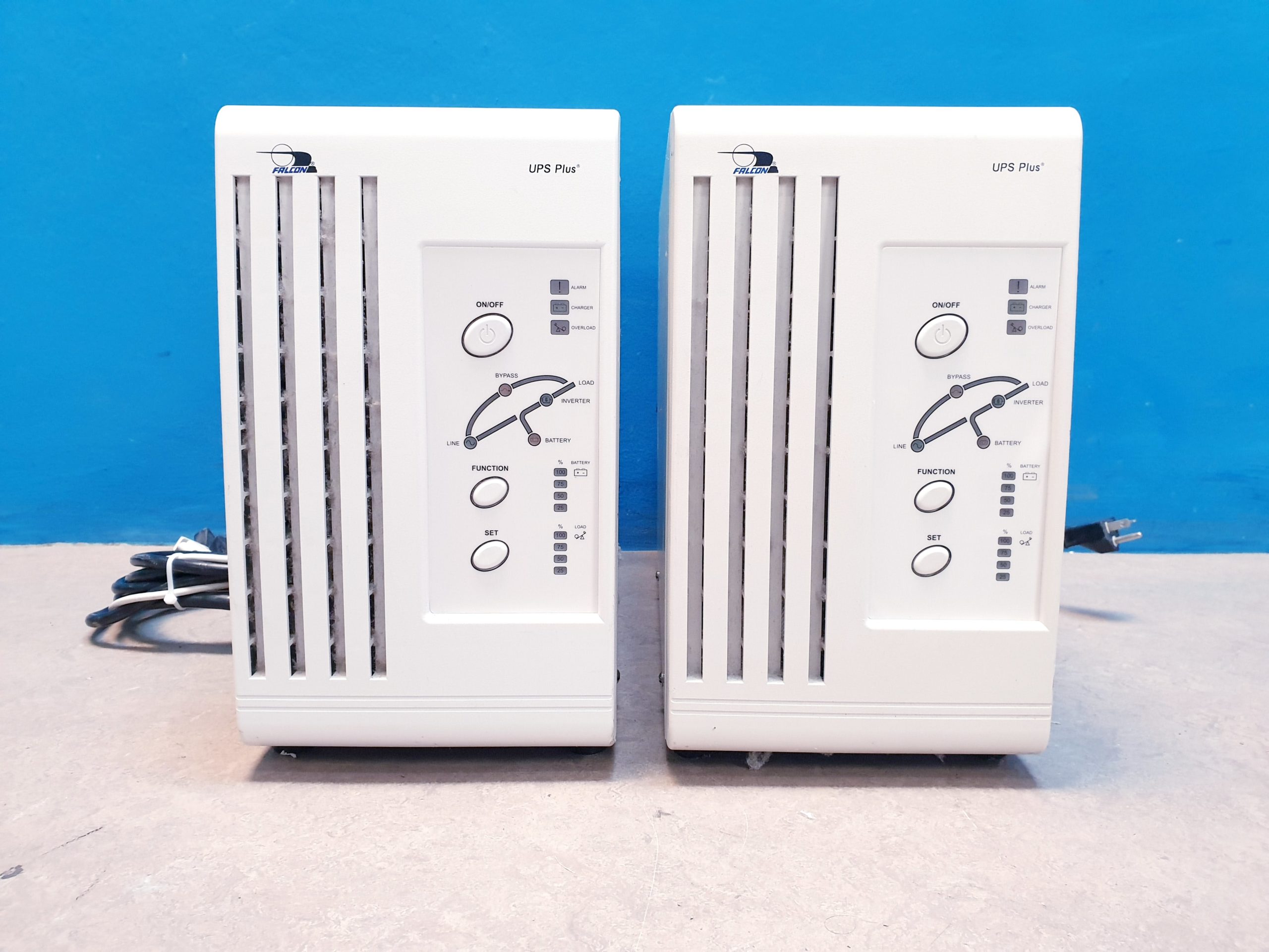 Falcon UPS Plus SG2K-1T 120V Power Supply thumbnail 2