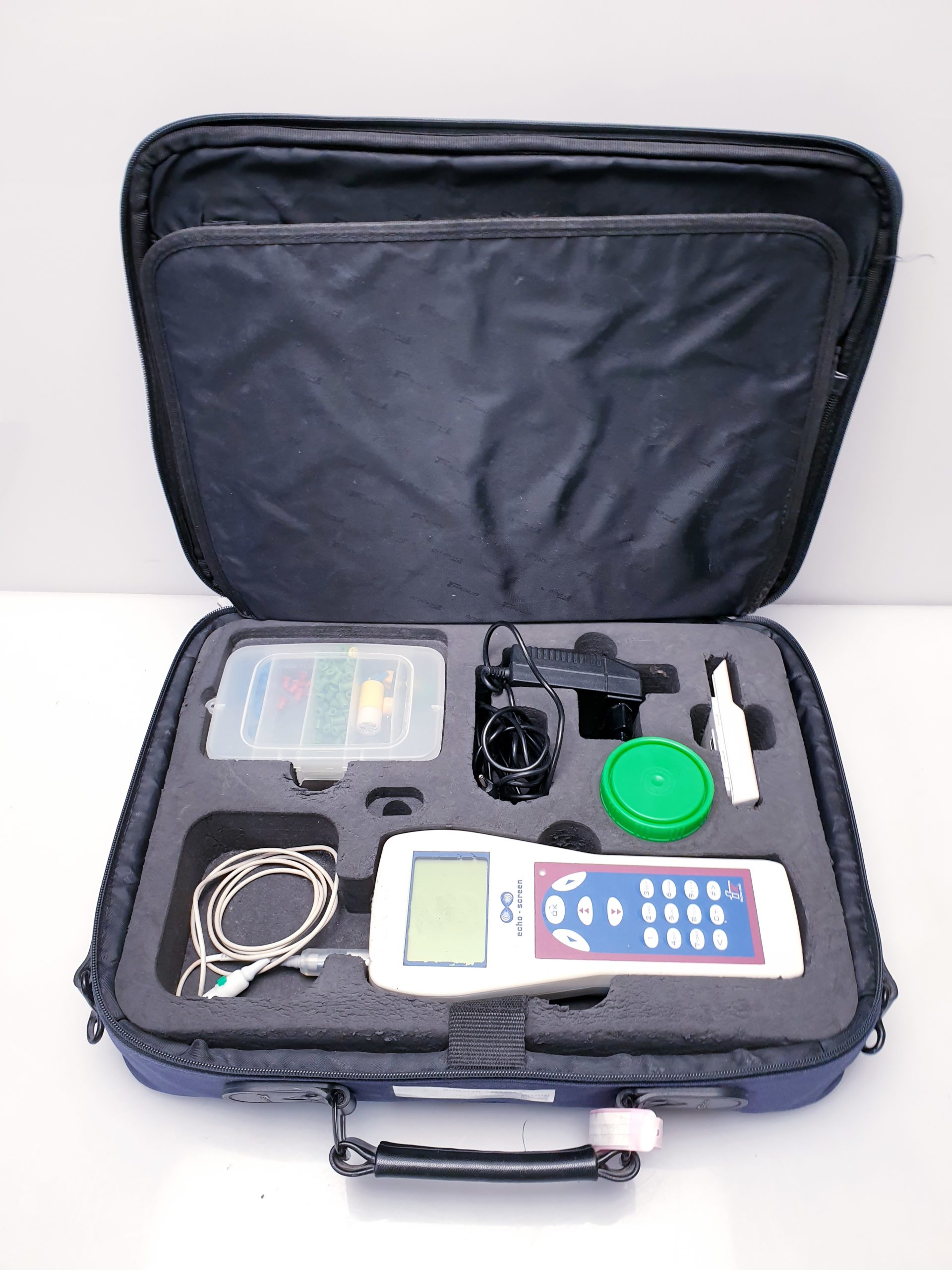 Fischer-Zoth echo-screen hearing screening Testgerät Hörtestgerät — image 1 of 12