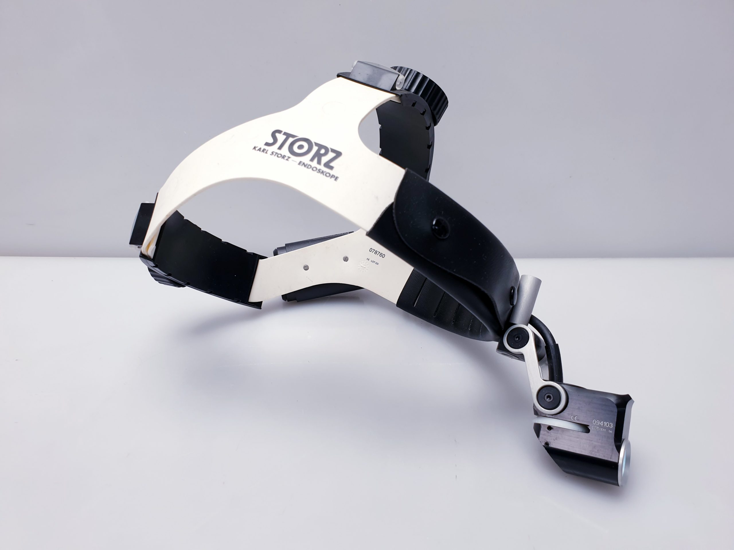 Karl Storz 078511 + CR123A + 94103 Lichtquelle thumbnail 4