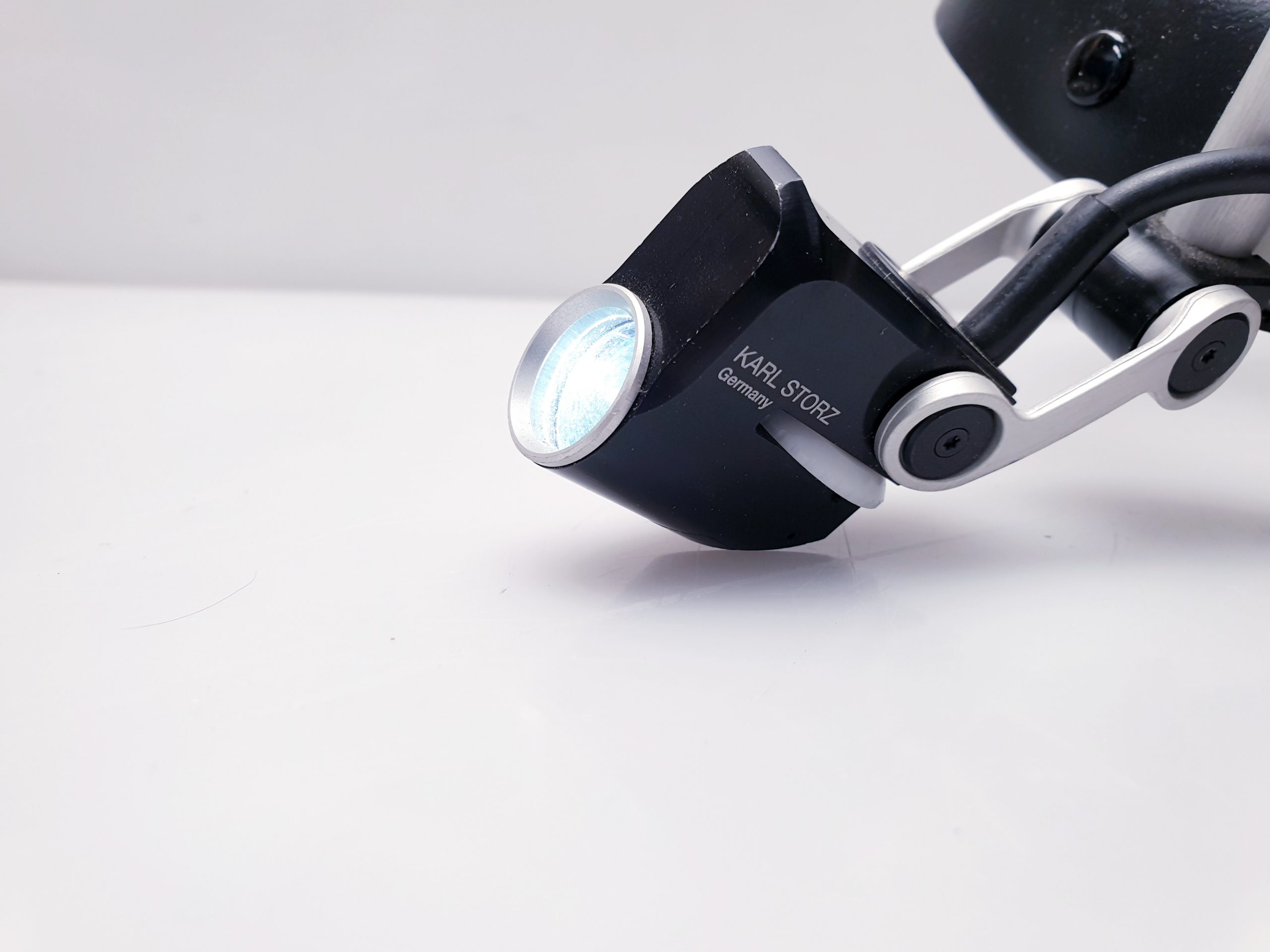 Karl Storz 078511 + CR123A + 94103 Lichtquelle thumbnail 6